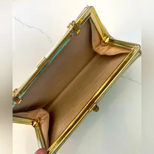 Vintage Metallic Gold Evening / Special Occasion Clutch Purse Handbag Wristlet thumbnail 4