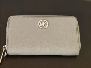 Michael Kors Silver MK Logo Gray Saffiano Wallet thumbnail 6