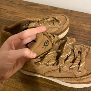 Ugg Marin Platform Nubuck Leather Sneakers size 10 thumbnail 7