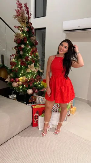 Red Dress Francesca's thumbnail 3