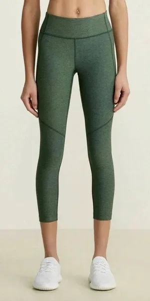 Outdoor‎ Voices 3/4 Warmup Leggings Hunter Green Size XS thumbnail 1