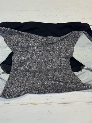 Lululemon Run Times Women’s Shorts 4” Sea Spray Alpine White Dark Chrome Size 4 thumbnail 6