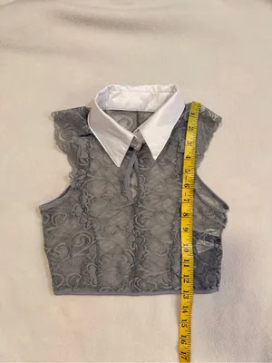 Yandy Gray Lace Crop Top with White Pointed Collar thumbnail 4