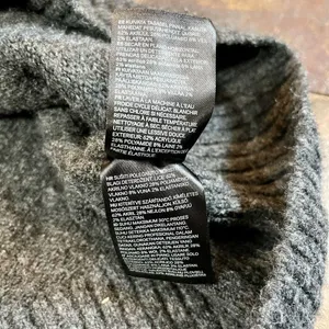 H&M Women’s Large Gray Turtleneck with Cuff Wrist thumbnail 9