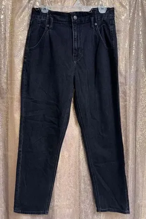 American Eagle Black High Waist Paper Bag Mom Jeans Size 8 thumbnail 1