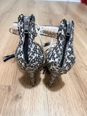 Coach Bella Heel Women's Lace Up Sandals Chalk White Snakeskin Tassel Size 6.5 thumbnail 2