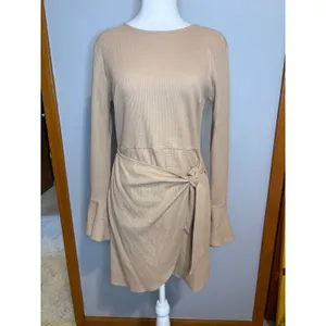 Hello Molly You for Me Beige Waffle Knit‎ Wrap Mini Dress Bell Sleeve US 6/M NEW thumbnail 2