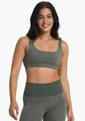 Vuori Lux Rib Daily Sports Bra thumbnail 3