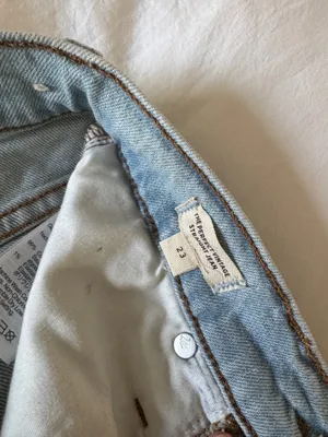 Madewell light wash denim straight jeans thumbnail 6
