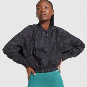 Gymshark Illumination Windbreaker Jacket M thumbnail 1