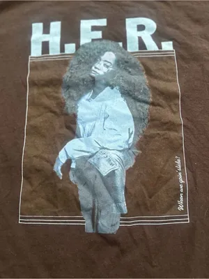 H.E.R. Black Graphic Tee Short Sleeve Size XL 0394 thumbnail 2