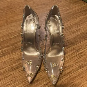 Christian Louboutin Degraqueen Clear Pointed Toe Pump size 38.5 thumbnail 2