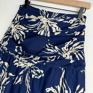 NWT ZARA Floral Tropical Printed Midi Skirt Sz Small Pleated Side Slit thumbnail 6