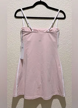 ALO Yoga NWT Airbrush Streamlined Dress Pink Quartz White Size S thumbnail 4
