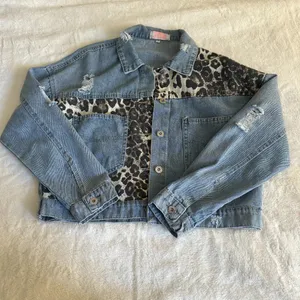 Boutique Free Bird Jean Jacket SZ S thumbnail 1