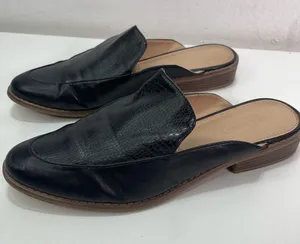 Michael Shannon Mule Loafers Black Leather Croc Embossed Academia Women's 9 .5 thumbnail 1
