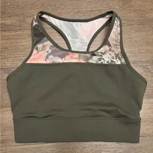 Fabletics mossy oak camo olive green mesh sports bra size medium thumbnail 1
