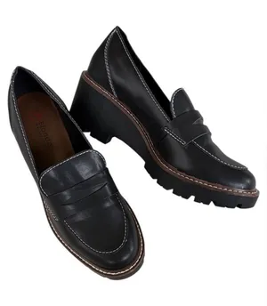 Like New Blondo Leather Dulce Loafers Black Size 8 Retail $119.00 thumbnail 1