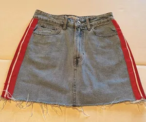 ZARA Authentic Denim TRF Womens Size Small Blue Denim Jean Skirt Red Stripe Mini thumbnail 1