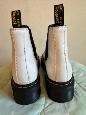 Dr. Martens 2976 Quad Chelsea boots in white, platform sole size 7 thumbnail 2