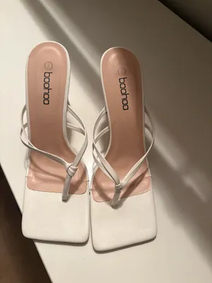 White sandal heels Boohoo thumbnail 2
