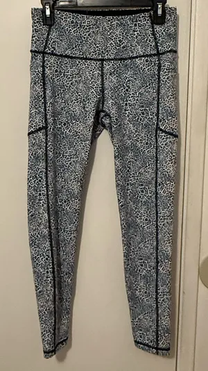 Victoria's Secret Blue and White Patterned Leggings thumbnail 1
