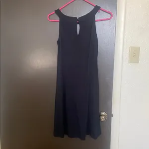 Elegant Black Sleeveless Dress thumbnail 4