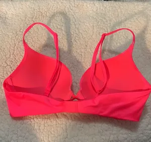 Victoria’s Secret Very Sexy Push-Up thumbnail 2