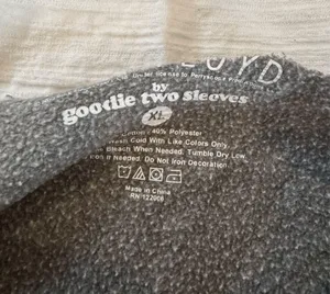 Crewneck thumbnail 3