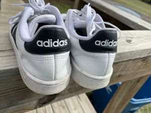 adidas shoes thumbnail 3