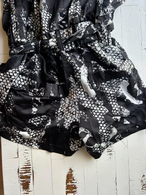 black and white lace print romper thumbnail 10