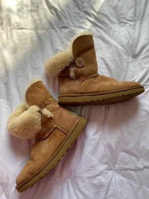 Bailey Button Boots thumbnail 2
