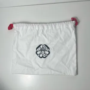 Alexander McQueen Authentic Small White Cotton Skull Purse Bag Clutch Dustbag thumbnail 3