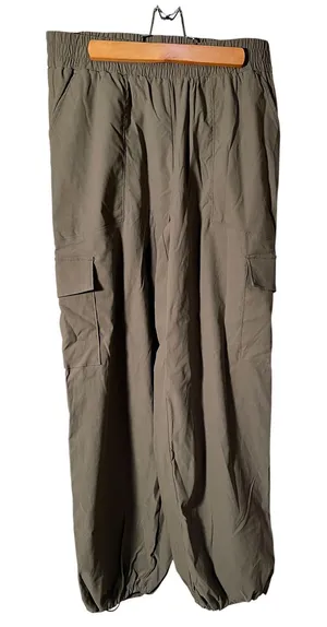 Mondetta Women's Size Medium High-Rise Cargo Pants Olive Green Athletic Outdoor thumbnail 1