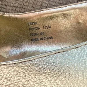Calvin Klein Portia Gold Metallic Slingback Peep Toe Heels E8539‎ Size 7.5M thumbnail 8