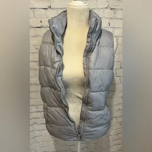 Old Navy gray puffer vest size small thumbnail 2