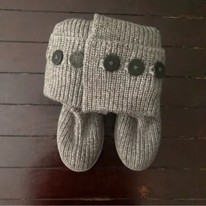 UGG Classic Cardy knitted sweater 3 button fold over boots.Silver color. Size: 8 thumbnail 7