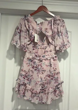Selfie Leslie Belle Cut-Out Detail Frill Accent Dress Floral Print thumbnail 8