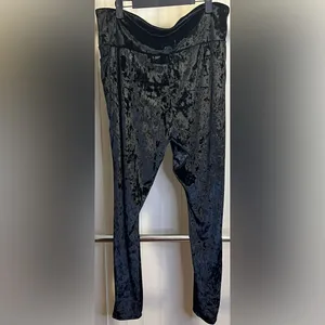 Fabletics Crushed Velour Crossover Leggings 3X (20-22) thumbnail 7
