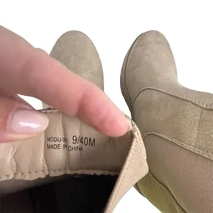 Dirty Laundry Women's‎ Margo Chelsea Boot Brown Size 9 Ankle Chunky Heel thumbnail 8
