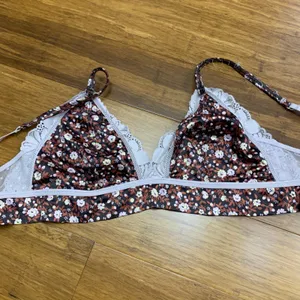 Aerie Floral Lace Trim Bralette Womens Size Medium‎ Soft Non-Padded Wireless Bra thumbnail 3