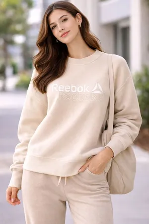 Reebok Relaxed Fit Logo Sweatshirt Pullover Cream Ivory Small NWT thumbnail 1