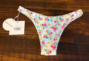 Kulani Kinis thumbnail 1