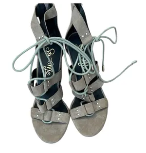 So Me Sydney sz9 4.5” block heel tan suede like sandals minimal signs of wear thumbnail 1