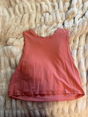 Lululemon cropped tank thumbnail 2