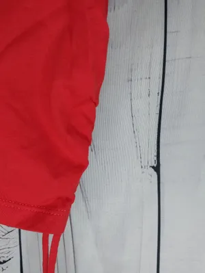 Aritzia’s Wilfred Red Ruched Drawstring Crop Casual Athleisure Minimalist Tee thumbnail 7
