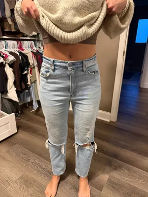 Abercrombie High-Rise Jeans thumbnail 1