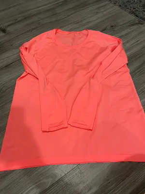 Lululemon Swiftly Tech Long Sleeve thumbnail 1