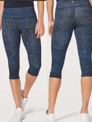 {8} Lululemon Wunder Under Hi-Rise 1/2 Tight Crop Legging Linear Flux Battleship thumbnail 2