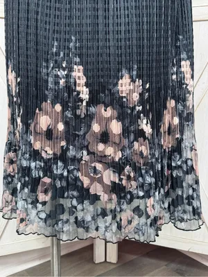 Metrowear Pleated Floral Boarder Sheer Midi‎ Skirt Steel Blue Peach Large thumbnail 6
